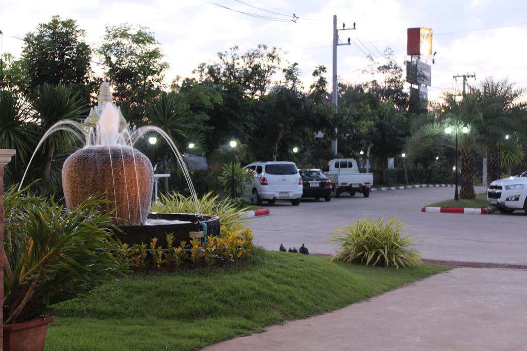 โรงแรมศิริมาธานี เลย ภายนอก รูปภาพ