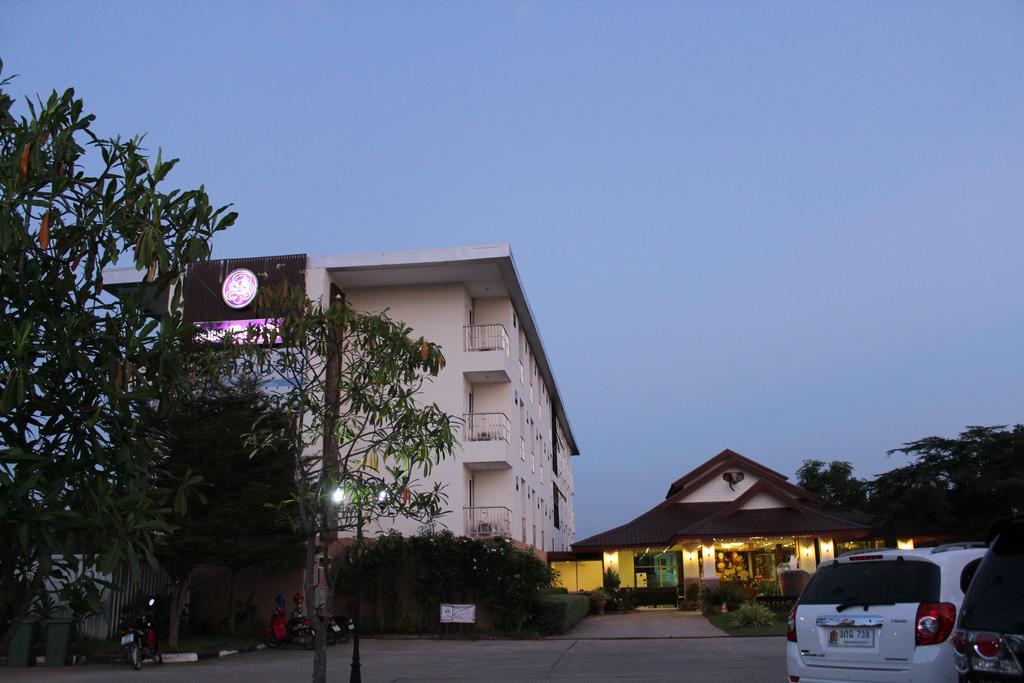 โรงแรมศิริมาธานี เลย ภายนอก รูปภาพ